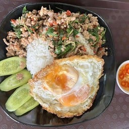 ก๋วยเตี๋ยวเนื้อเพิ่มมิตร