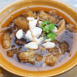 กระเพาะปลาน้ำแดง