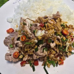 ข้างราดคั่วพริกเกลือ