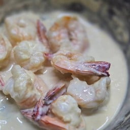 กุ้งอบนมสด