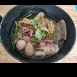 เตี๋ยวเนื้อตุ๋น วานี (ฮาลาล)