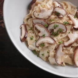 Mushroom and vegan cream sauce