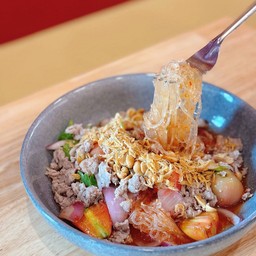 ยำเส้นแก้วหมูสับ