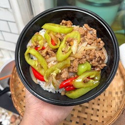 ผัดพริกอ่อน