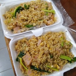 ข้าวผัดหมู