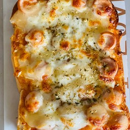 ปังพิซซ่าไส้กรอกชีส