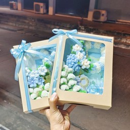 มาลัยลวดกำมะหยี่ พวง สี ฟ้า ฟ้า