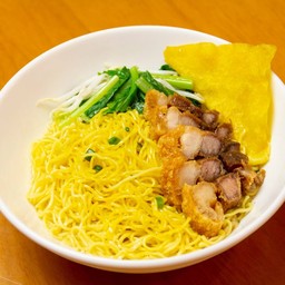 ก๋วยเตี๋ยวหมูกรอบ