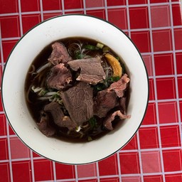 ก๋วยเตี๋ยวเนื้อ