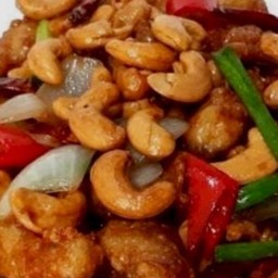 ไก่ผัดเม็ดมะม่วงหิมพานต์