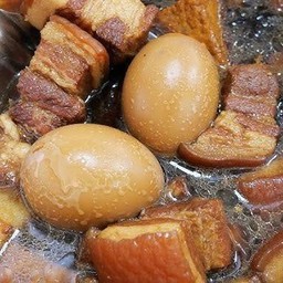 ไข่พะโล้เต้าหู้หมู