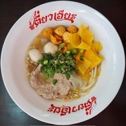 เตี๋ยวเอียะ ปตท.ไทรน้อย (ขาเข้า)