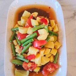 ตำหน่อไม้