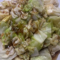 กะหล่ำผัดน้ำมันหอย