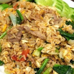 ข้าวผัดหมู