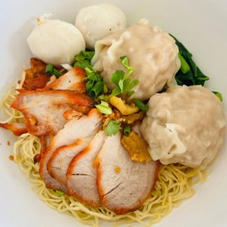 หมูแดงเกี๊ยวหมูโบ้