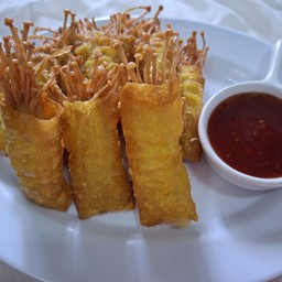 เห็ดเข็มทองห่มผ้า น้ำจิ้มแซ่บเด้