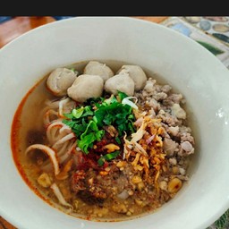 ก๋วยเตี๋ยวหมูต้มยำ