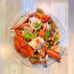 ยำปูม้าสด