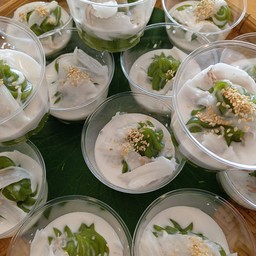 เปียกปูนใบเตยกะทิสด