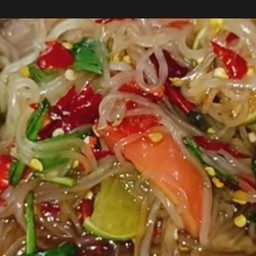 @1 . ตำแซ่บเส้นเล็กปูนาปลาร้าต้มนัว รสจัดจ้านแซ่บนัว