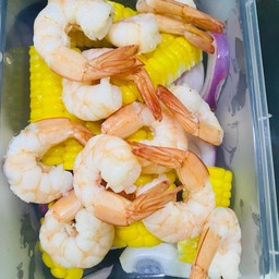 ยำกุ้งสุก