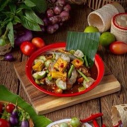 ตำหน่อไม้กุ้งสด