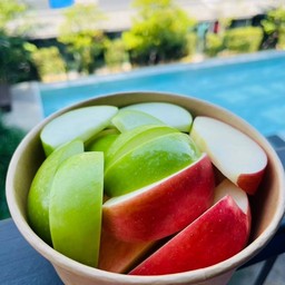 ผลไม้สด พร้อมทาน Aroii day บางแสน