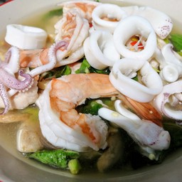 โป๊ะแตกรวม