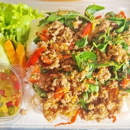 ข้าวผัดกะเพราใจฟู(เลือกเนื้อสัตว์ได้)