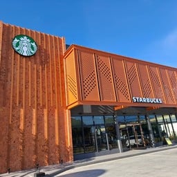 Starbucks ตลาดเซฟวัน