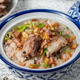 ข้าวต้มทรงเครื่อง