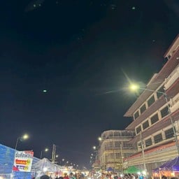 ถนนคนเดินนครสวรรค์