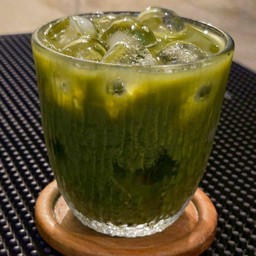 มัทฉะมะพร้าวน้ำหอม (Coconut Matcha)