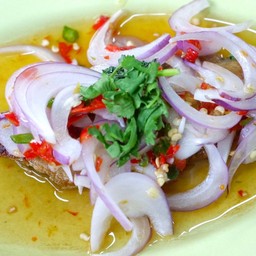 ยำปลาอินทรีย์