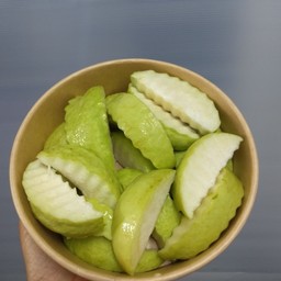 ฝรั่งกิมจูพร้อมทาน