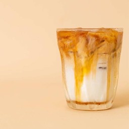 คาราเมล มัคคิอาโต้เย็น