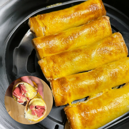 ปังโรลไส้ทะลัก