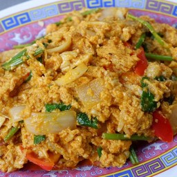 เนื้อปูผัดผงกะหรี่