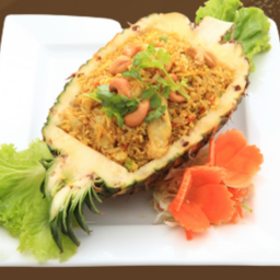 ข้าวผัดสับปะรดลูก