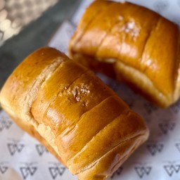 Shio Pan (ปังเกลือ)