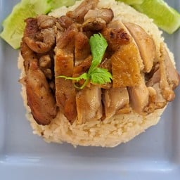 ข้าวมันไก่เฮียปิง