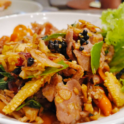 ผัดฉ่าสันคอหมู