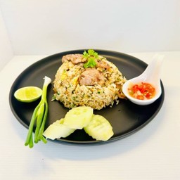 ข้าวผัดหมู/ไก่