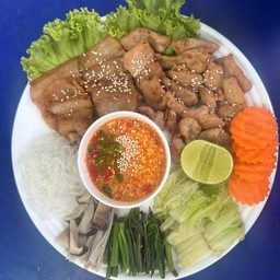 หมูเกาหลีย่างให้(หมูหมัก100+ หมู3ชั้นสไลด์100