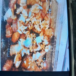 สามชั้นทอดน้ำปลา