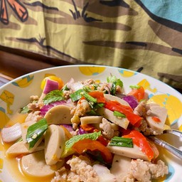 ยำหมูยอ