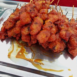 ตุ๊กข้าวเหนียวไก่ย่าง