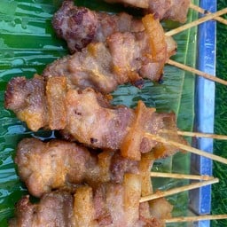 ร้านหมูทอด6รส&น้ำตกคอหมูย่าง Ian mu tod nay aon nad kapaomutod