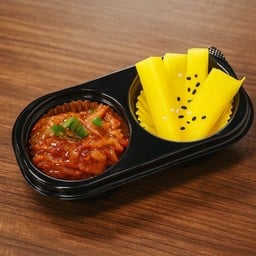 เครื่องเคียง กิมจิ + หัวไชเท้าดอง